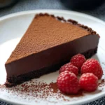Gâteau fondant au chocolat et mascarpone saupoudré de cacao